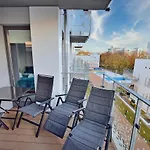 Nadmorskie Tarasy Deluxe Апартаменты Колобжег