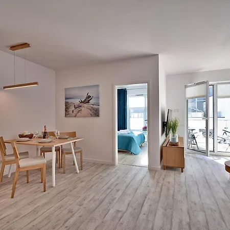 Nadmorskie Tarasy Deluxe Apartment